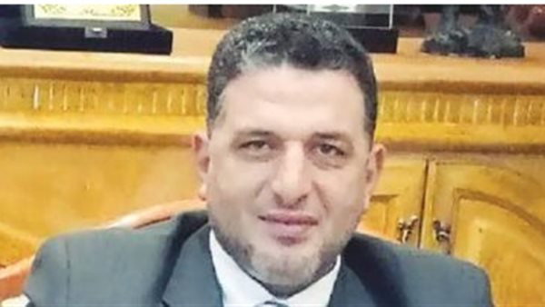 وائل سرحان رئيس النقابة