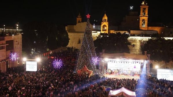  شجرة عيد الميلاد