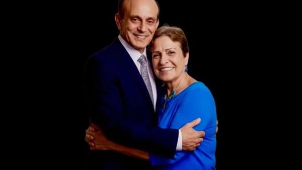 محمد صبحي وزوجته