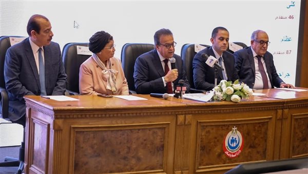  الدكتور خالد عبدالغفار،