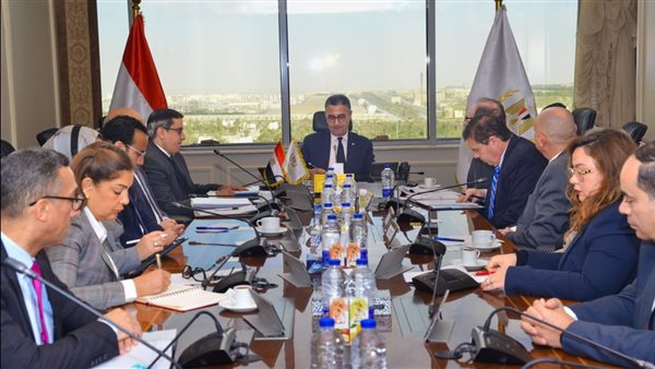 الدكتور شريف فاروق