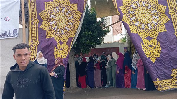 توافد الناخبين بالبحيره