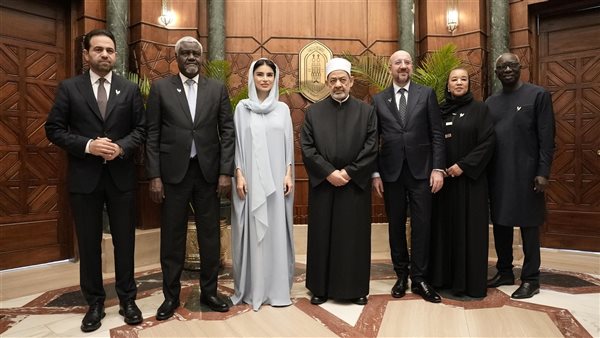 شيخ الأزهر يستقبل