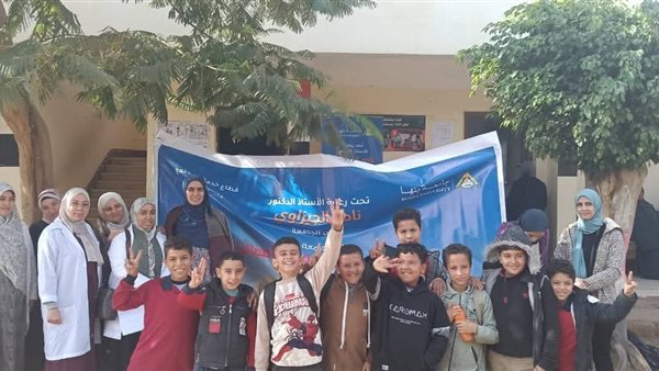 قافلة طبية بمدرسة