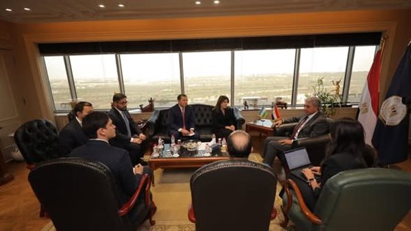 وزير السياحة والآثار