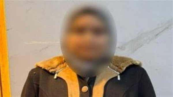 ضبط إحدي السيدات