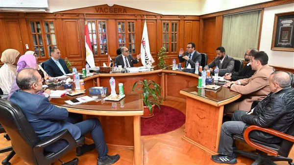 فاكسيرا تبحث مع شركة