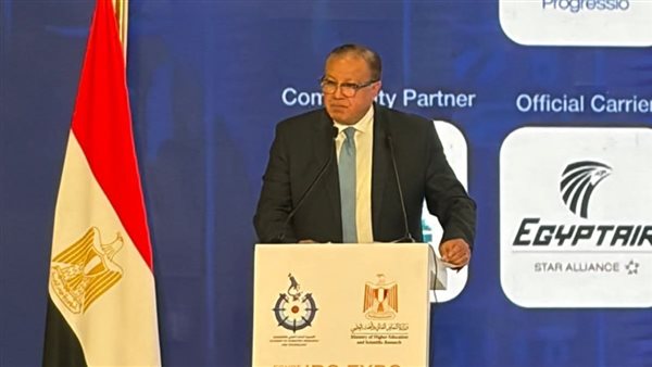 الدكتورهشام عزمي،