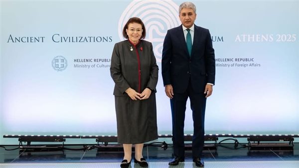 وزير السياحة والآثار