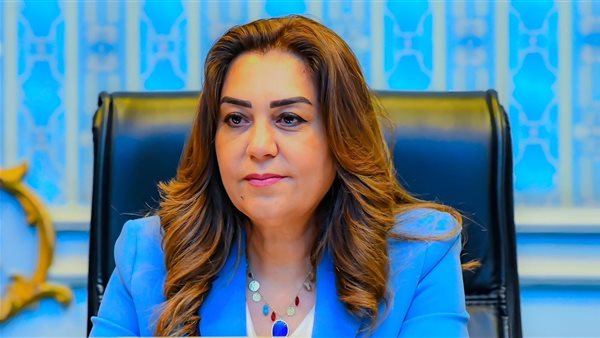 الدكتورة منال عوض