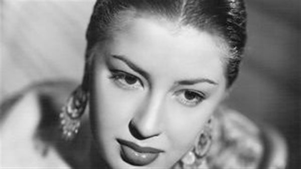 الفنانة كاميليا