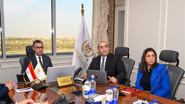  الدكتور شريف فاروق