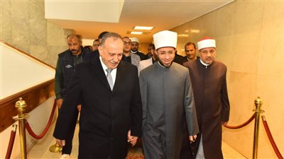 محافظ أسيوط يستقبل وزير الأوقاف