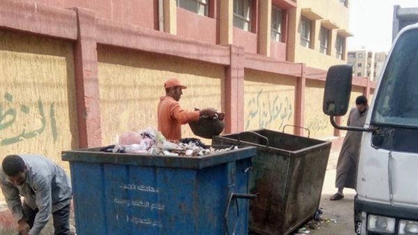 جانب من أعمال التطهير