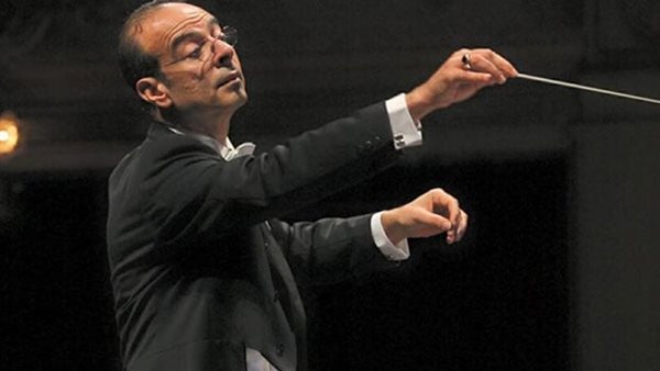  المايسترو نادر العباسي