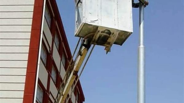 جانب من الحدث 