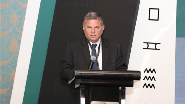 وزير قطاع الأعمال