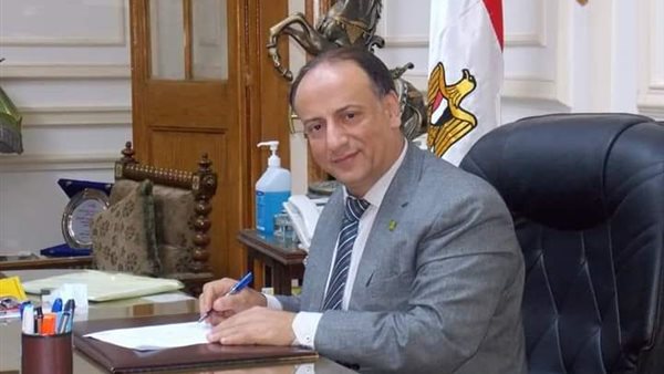 الدكتور أحمد الشريف