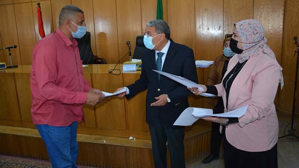 محافظ المنيا