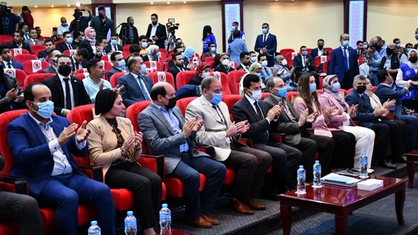 جانب من الحدث 