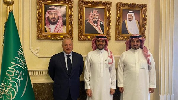 جانب من الزيارة 