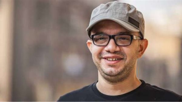 الكاتب عمر طاهر