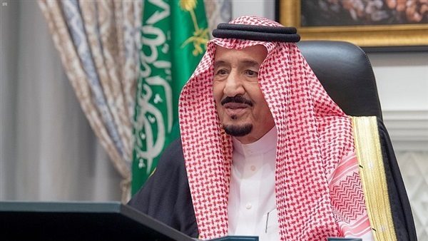 الملك سلمان خادم