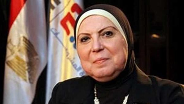  وزيرة التجارة والصناعة