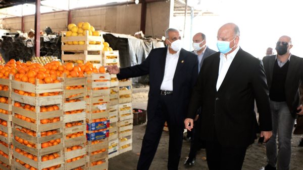 محافظ القاهرة خلال