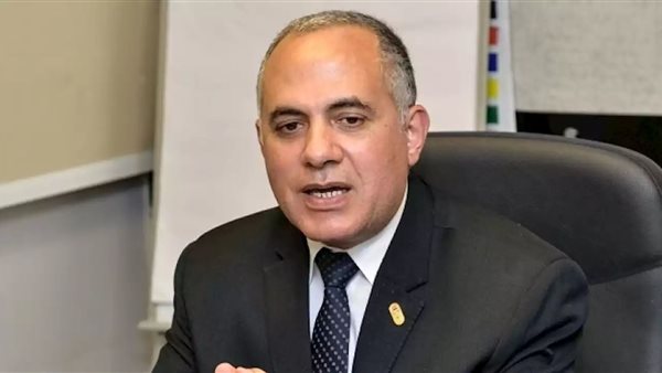 وزير الموارد المائية