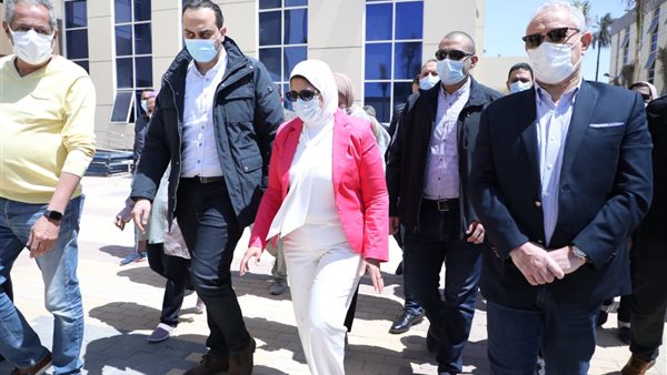 هالة زايد وزيرة الصحة