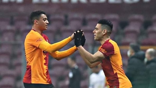 فالكاو ومصطفى محمد