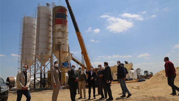 محافظ كفر الشيخ خلال