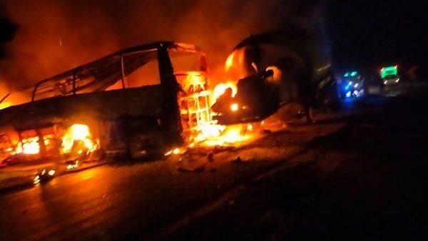 جانب من حادث تصادم