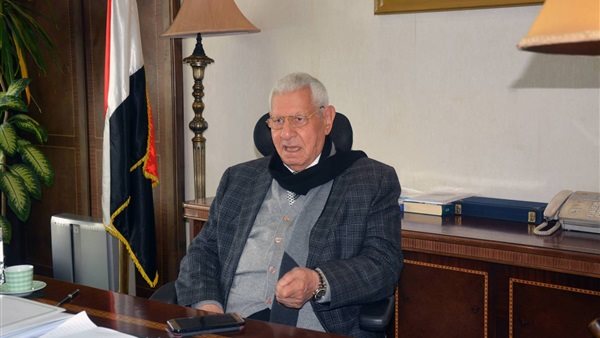 مكرم محمد أحمد 