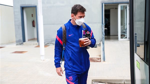 ميسى يغادر إلى إشبلية