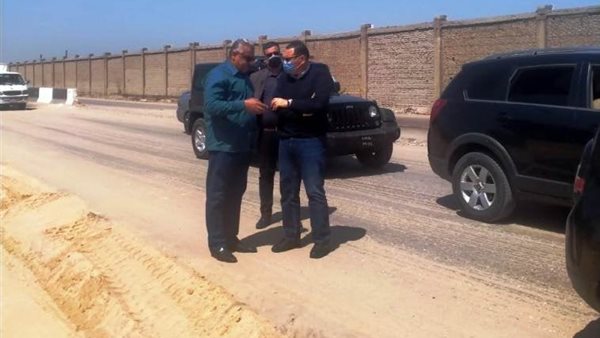 محافظ الشرقية خلال