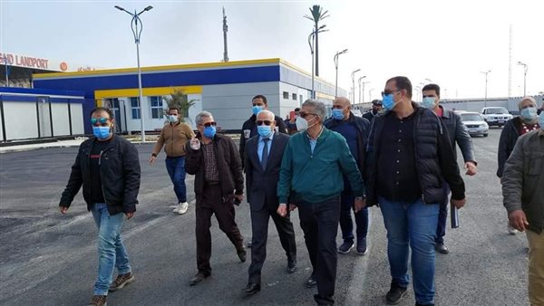 محافظ بورسعيد خلال