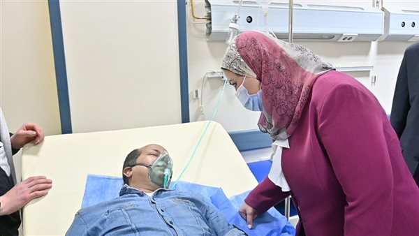 وزيرة التضامن بمستشفى