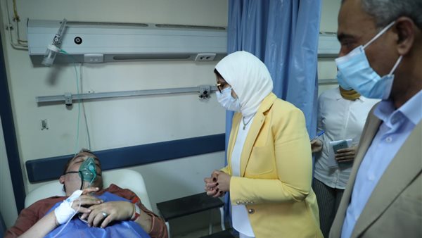 وزيرة الصحة 