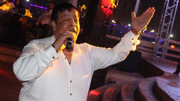 عبد الباسط حمودة