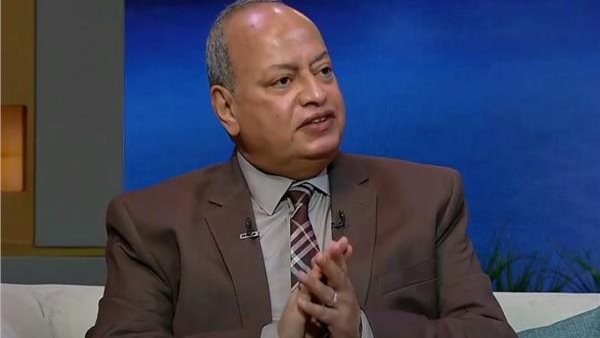 الدكتور محمد عز العرب