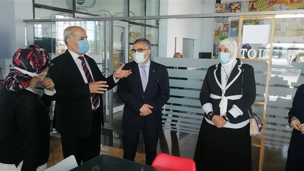 جانب من الزيارة