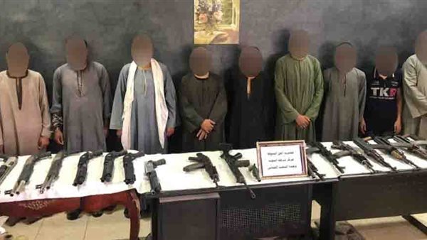 المتهمين والمضبوطات