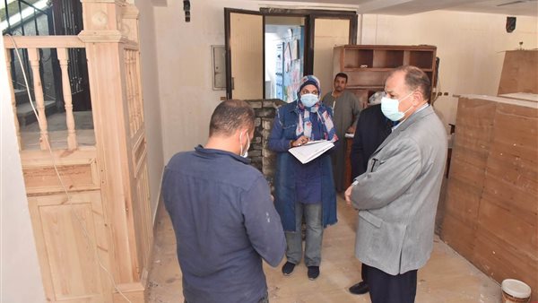 محافظ أسيوط خلال