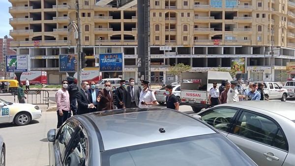 محافظ كفر الشيخ خلال