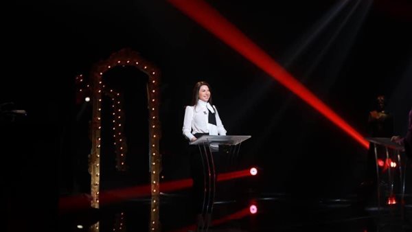 منى عبد الوهاب 