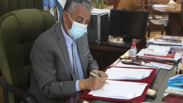 الدكتور يوسف غرباوي