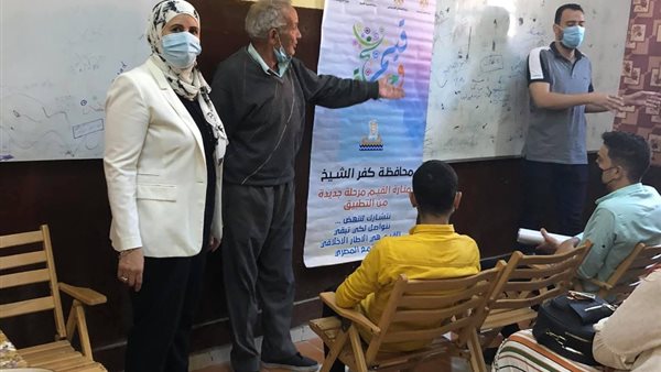 جانب من الندوة