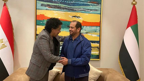 محمد منير وسفير الإمارات